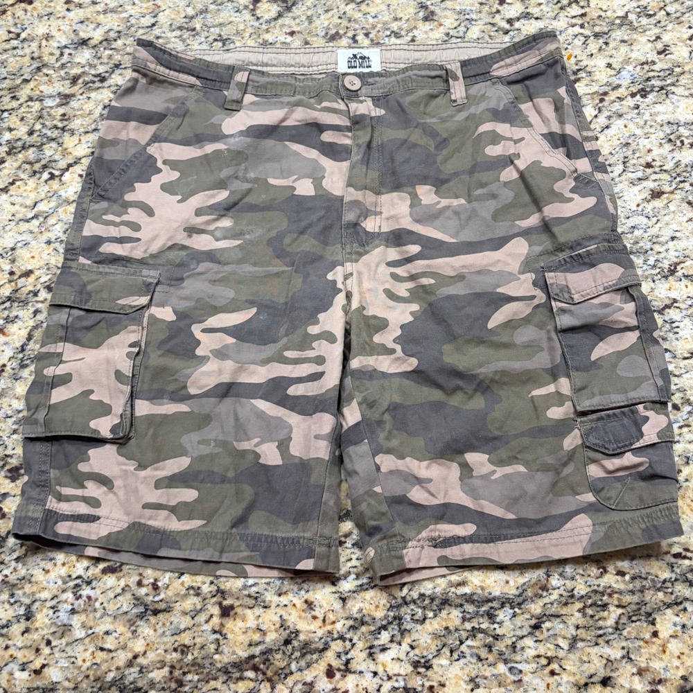 Old Mill Mens Camo Cargo Shorts Size 38 Green Brown Cotton Utility Outdoor Work